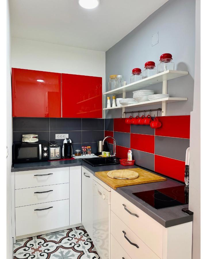 Apartman Jelena Apartment Sremska Mitrovica Bagian luar foto